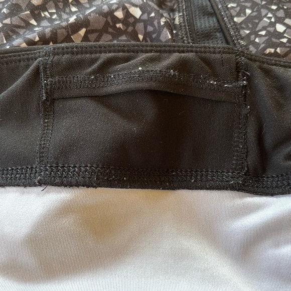 AVIA Activewear Gray Black Print Ankle Leggings Size L - Picture 4 of 5